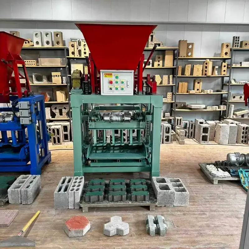 Small fly ash brick machine