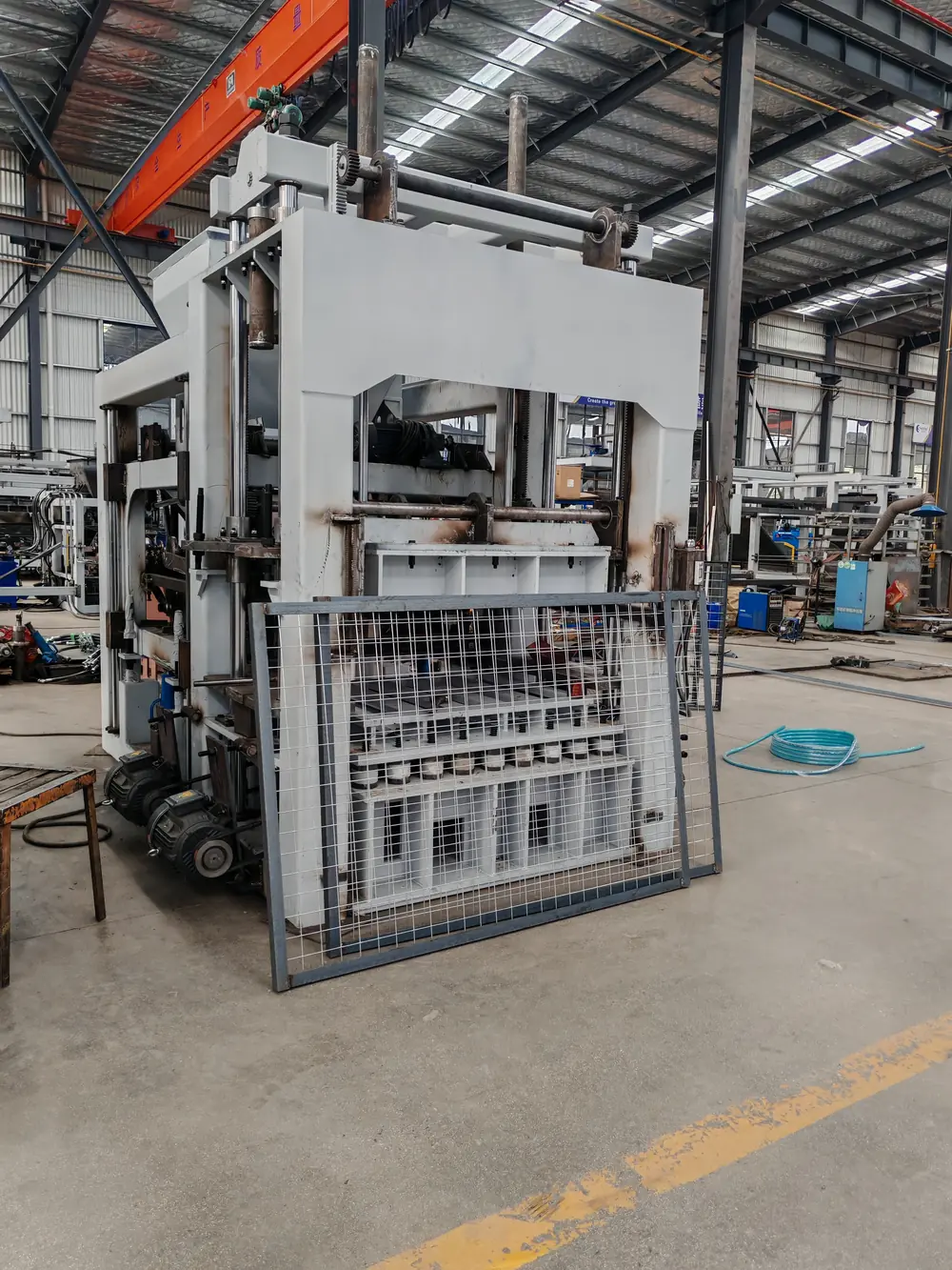 QT10-15 fully automatic block making machine front view PLC control