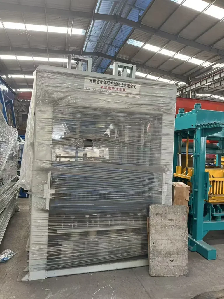 QT6-15 block machine wrapped